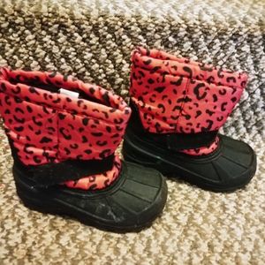 Girls Size 9 Pink Cheetah Snow Boots